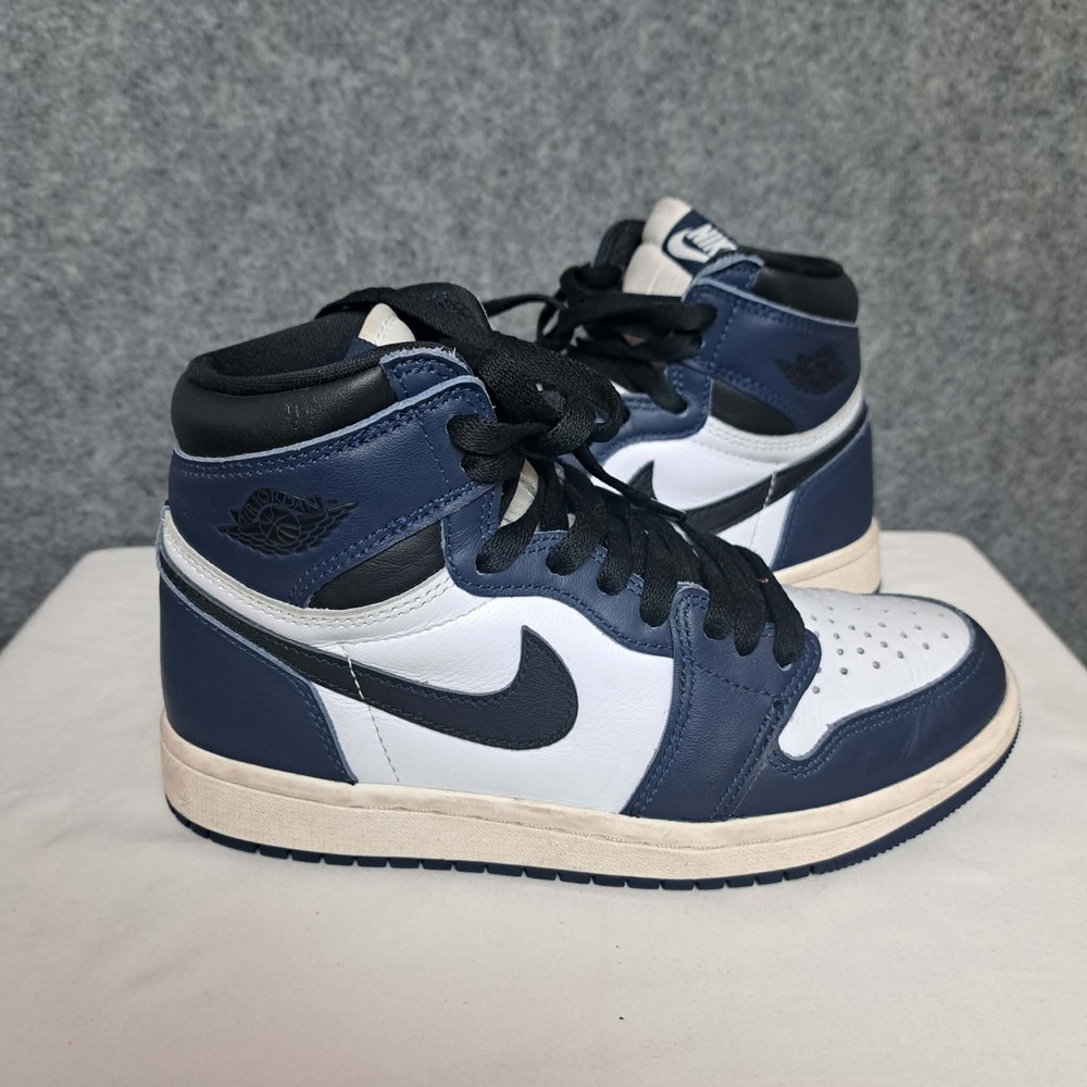 Jordan Kids High-Top Sneakers in Navy, White, Black